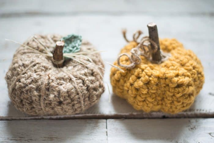 rustic-farmhouse-crochet-pumpkin-07