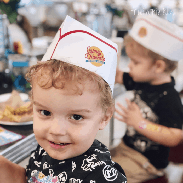 Gluten Intolerant Udis bun Johnny Rockets