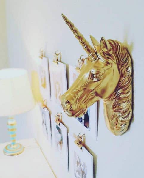 gold unicorn head