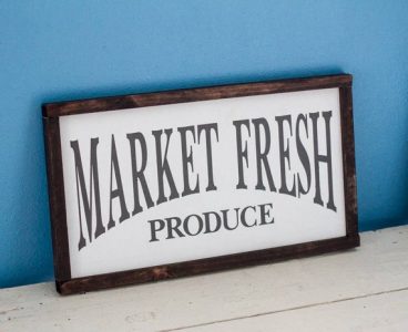 Market Fresh Sign