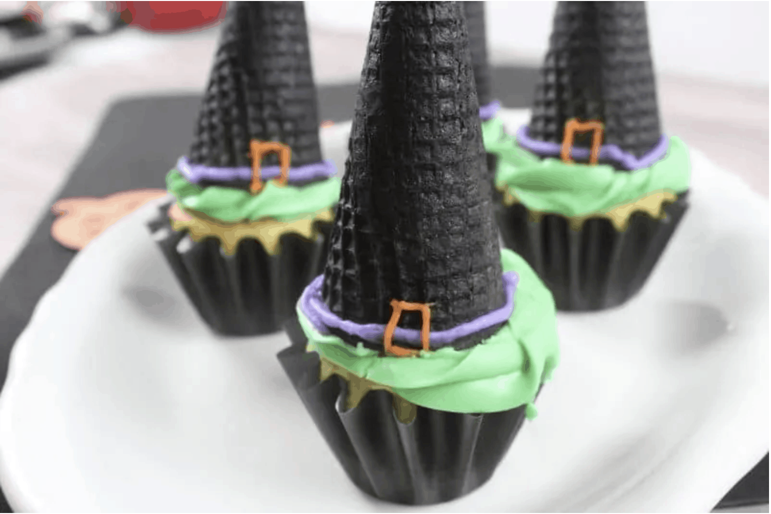 Witch Hat Cupcakes Halloween Twin Pickle